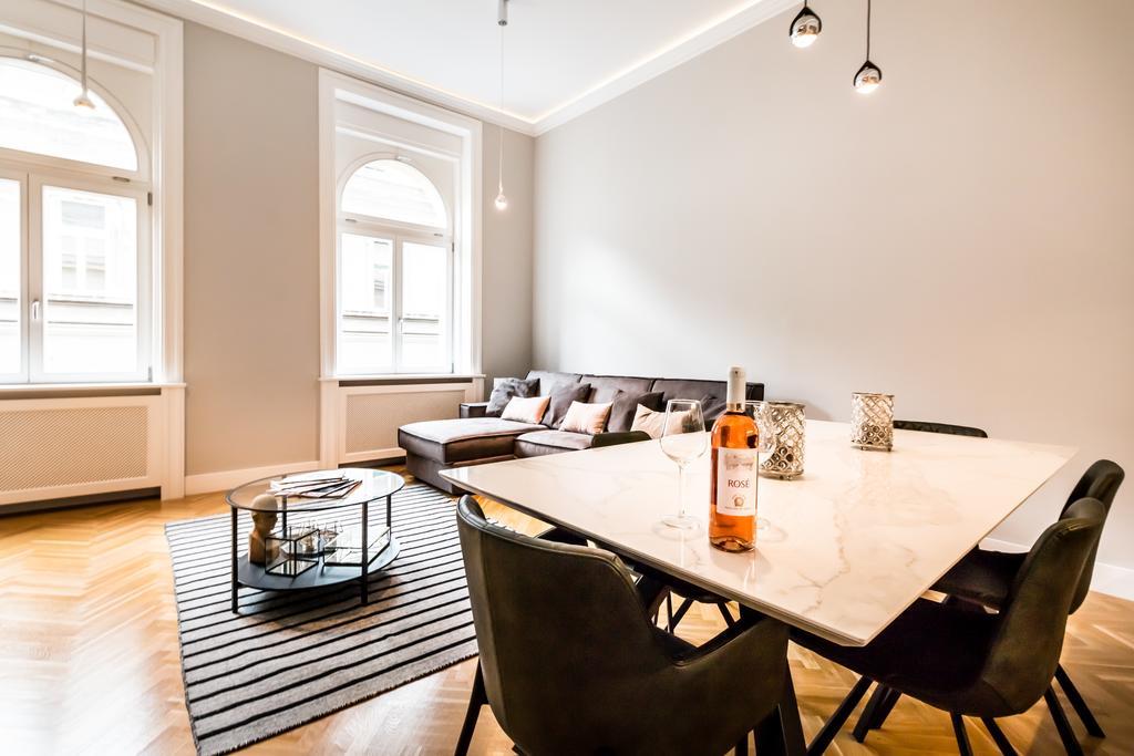 Apartamento Bpr Opera Lux Treasure Budapest Exterior foto